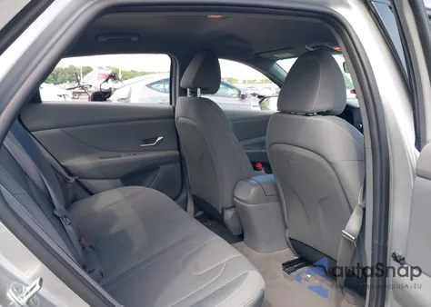 2021 Hyundai Elantra Sel from USA, damaged, VIN 5NPLM4AG1MH033652